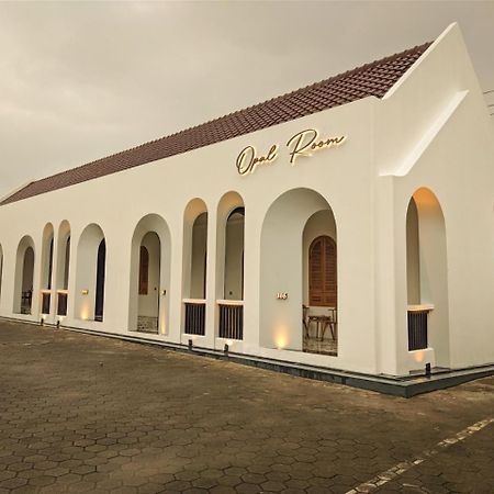 Hotel Besar Purwokerto Buitenkant foto